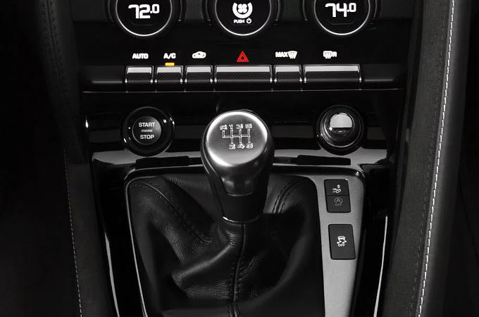 MANUAL GEARBOX

