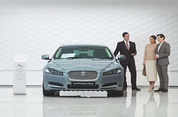 JAGUAR LAND ROVER APPROVED – ПЕРЕВІРЕНІ АВТОМОБІЛІ З ПРОБІГОМ ВІД ОФІЦІЙНОЇ МЕРЕЖІ