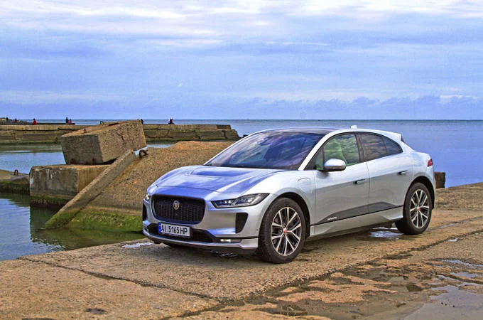 РОЗШИРЕНО МОЖЛИВОСТІ ПОДОРОЖЕЙ ЕЛЕКТРОКАРОМ JAGUAR I-PACE ДО ЛЬВОВА, ОДЕСИ ТА ПОЛТАВИ