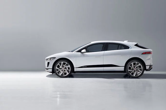 JAGUAR I-PACE ОТРИМАВ ПРЕМІЮ «ЗОЛОТЕ КЕРМО»