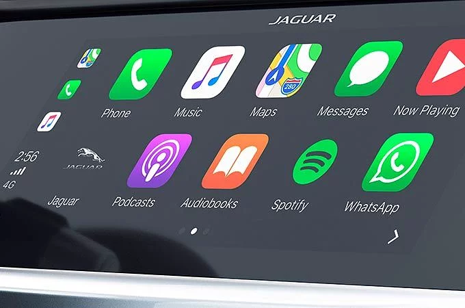 APPLE CARPLAY® AND ANDROID AUTO​<sup>TM</sup>
