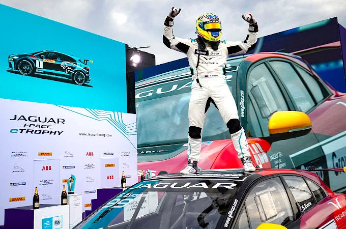 SIMON EVANS IS THE JAGUAR I-PACE ETROPHY CHAMPION