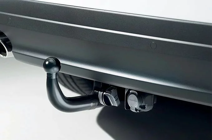 DETACHABLE TOW BAR