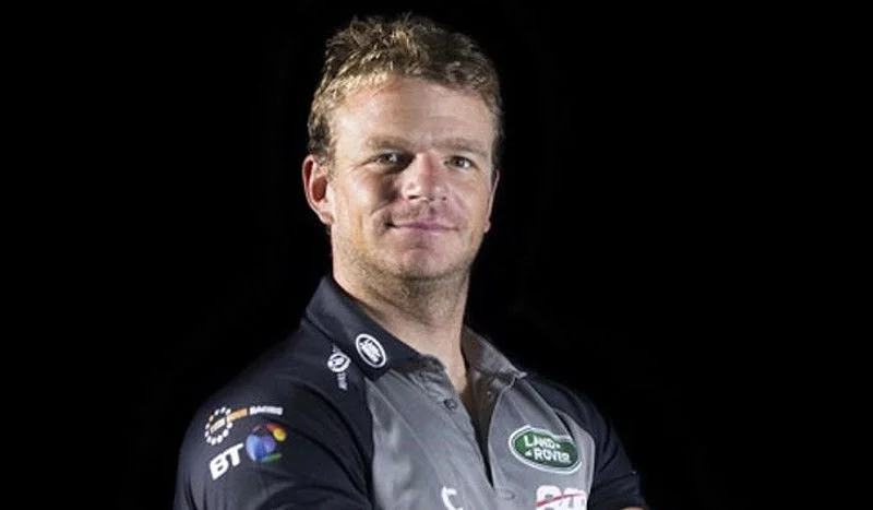 NICK HUTTON - TRIMMER