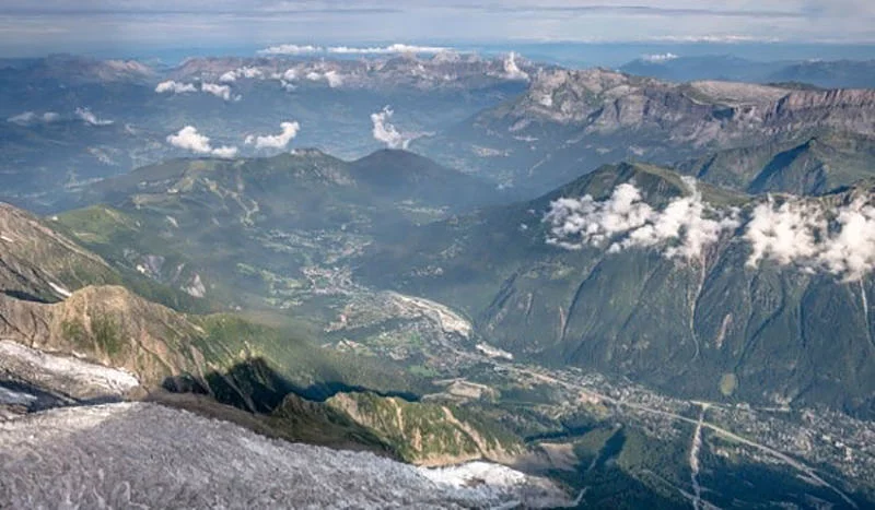 ROYAL GEOGRAPHICAL SOCIETY (WITH IBG)