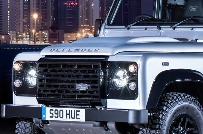 LONDON CELEBRATES AN AUTOMTIVE ICON