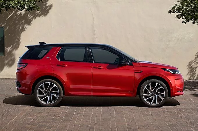DISCOVERY SPORT - THE VERSATILE COMPACT SUV