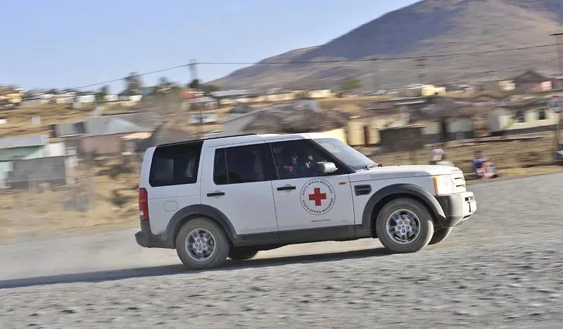 THE INTERNATIONAL FEDERATION OF RED CROSS & RED CRESCENT SOCIETIES