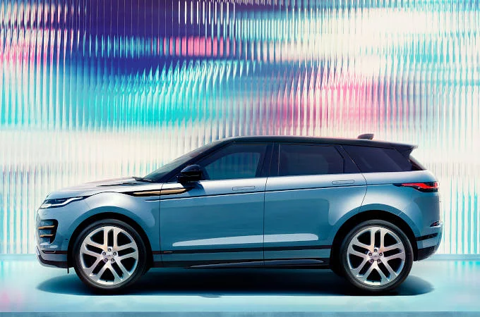 <b>YENİ RANGE ROVER EVOQUE: AVRUPA’NIN EN İYİ KOMPAKT SUV’U</b>