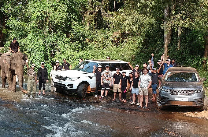 INAUGURATION OF THE LAND ROVER CLUB OF CAMBODIA