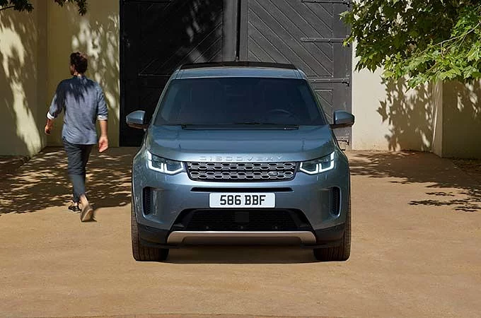 CHOOSE YOUR DISCOVERY SPORT