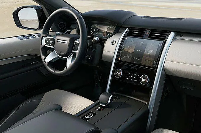 interior - volante Discovery