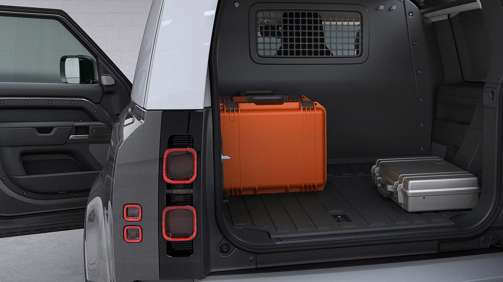DEFENDER HARD TOP 110 NO-COMPROMISE LOADSPACE
