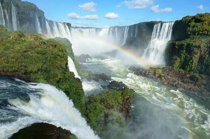 OD VIKTORIJINIH VODOPADA DO OKAVANGO REČNE DELTE