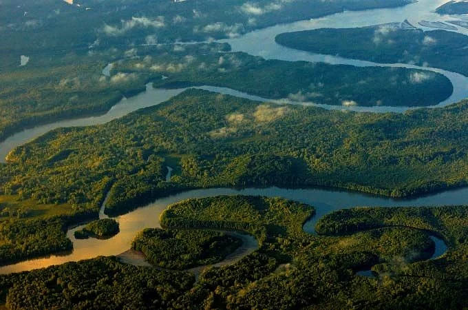 OD OKOVANGO REČNE DELTE DO VIKTORIJINIH VODOPADA