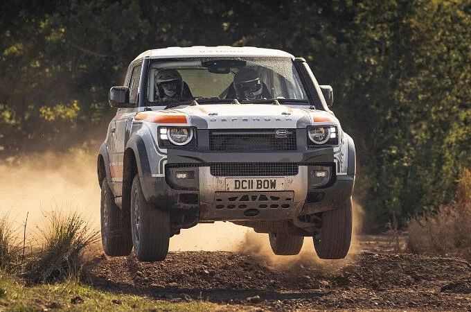 DEFENDER GOES RALLYING: BOWLER TRANSFORMS REBORN ICON FOR 2022 CHALLENGE SERIES