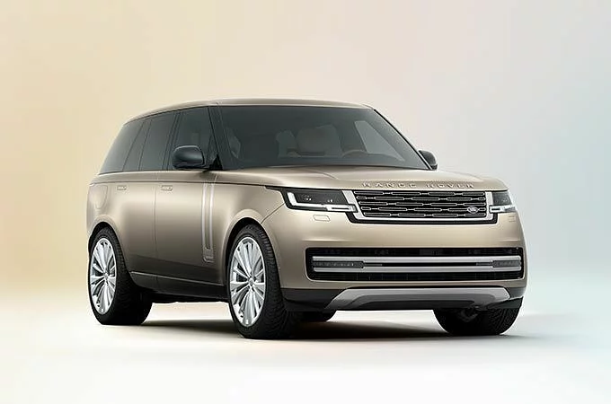 Nowy Range Rover zdjęcie przodu z bokiem