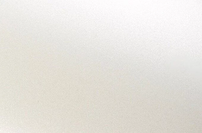 أبيض لؤلؤي فالوار