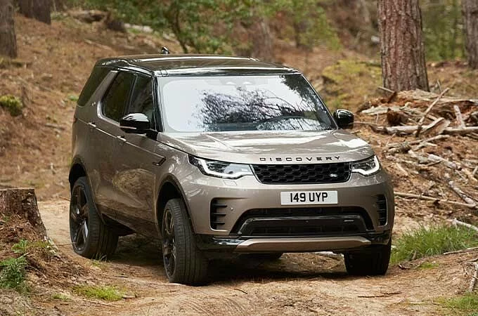 Nowy Land Rover Discovery zdjęcie w terenie