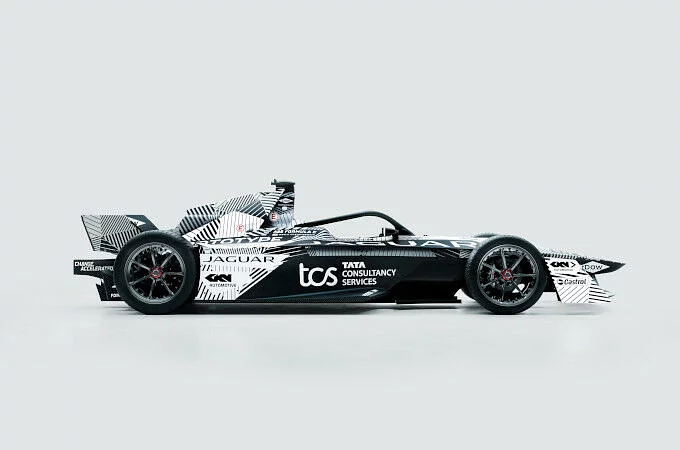 JAGUAR TCS RACING 發表創意概念彩繪宣示 FORMULA E GEN3 新世代