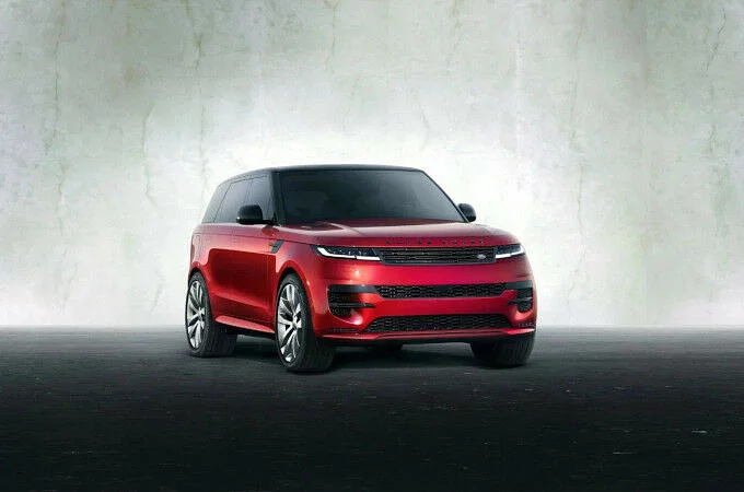 INTRODUCING THE NEW RANGE ROVER SPORT