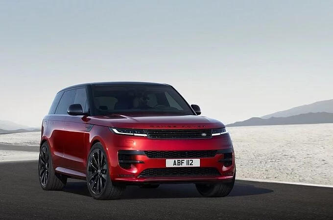 INTRODUCING THE NEW RANGE ROVER SPORT