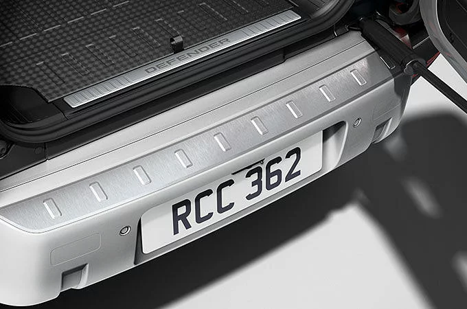 لوحة معدنية خلفية لامعة