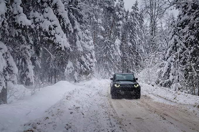 ILGSTOŠĀ SNIGŠANA ATKLĀJUSI PILSĒTAS KROSOVERU TRŪKUMUS