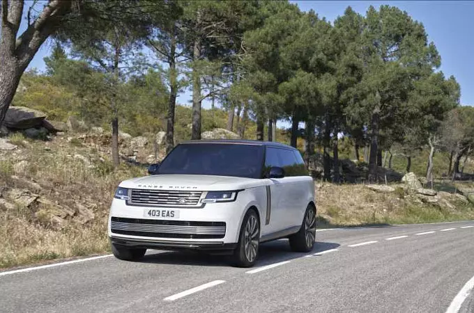 NOWY RANGE ROVER SAMOCHODEM ROKU!