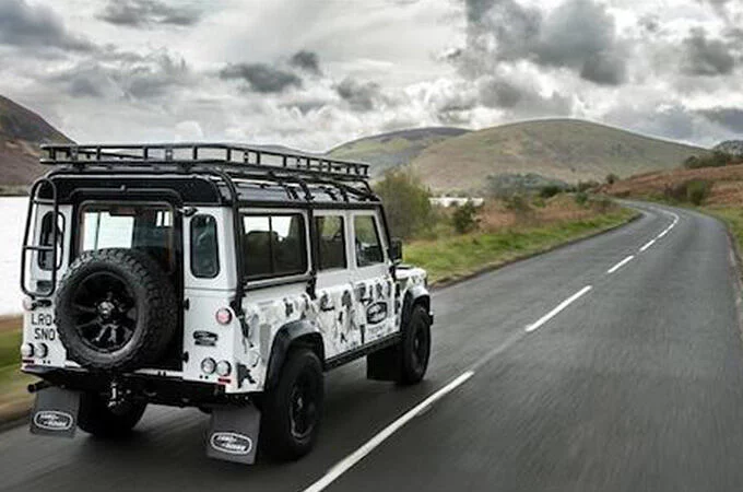 LAND ROVER CLASSIC ПРЕДСТАВЯ ЛИМИТИРАНА СЕРИЯ EXPEDITION, ВДЪХНОВЕНА ОТ DEFENDER V8 TROPHY II