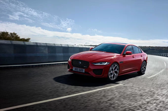 Jaguar XE