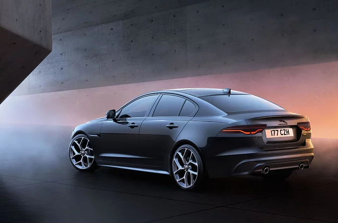 Jaguar XE