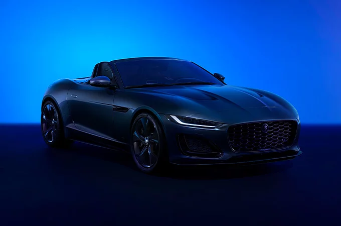 جاكوار F-TYPE المكشوفة