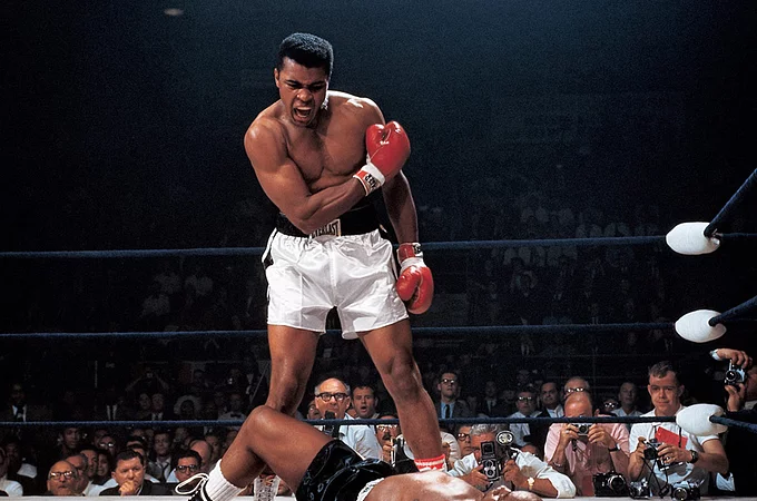  Muhammad Ali vs. Sonny Liston | 1965, Neil Leifer