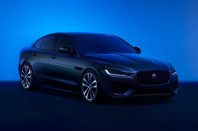 JAGUAR XE R-DYNAMIC HSE