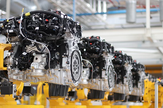 Jaguar Land Rover виробила понад 1,5 млн екологічно чистих двигунів