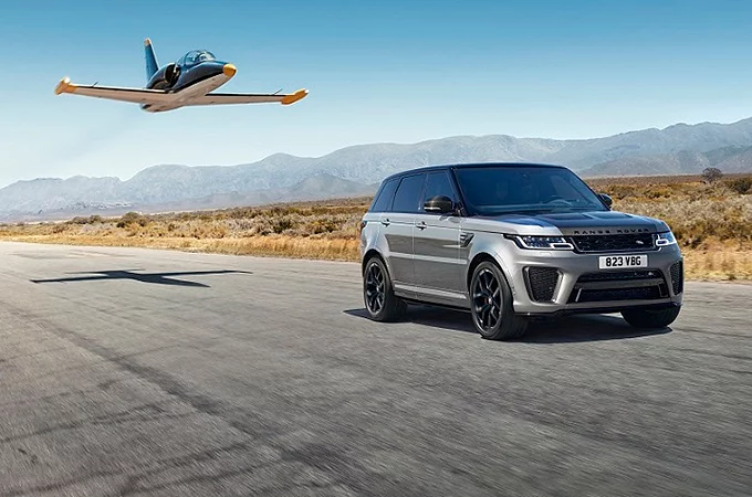 У лінійці Range Rover Sport нові ексклюзивні моделі та рядні м’які гібридні 6-циліндрові дизельні двигуни