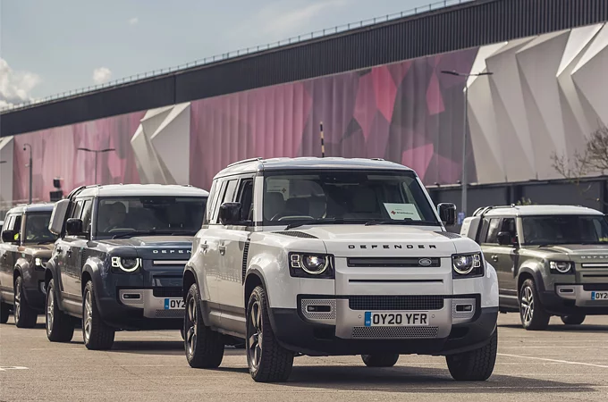 Land Rover та Jaguar передали 160 автомобілів для допомоги під час коронавірусу