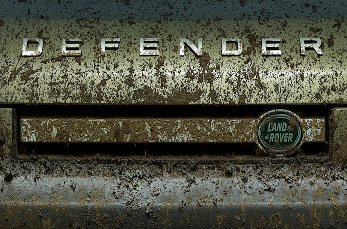 Експедиція 001 нового Land Rover Defender: подорож від центру Землі до франкфуртського автосалону, де відбудеться світова прем'єра моделі