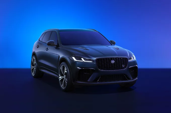 Jaguar F-PACE SVR