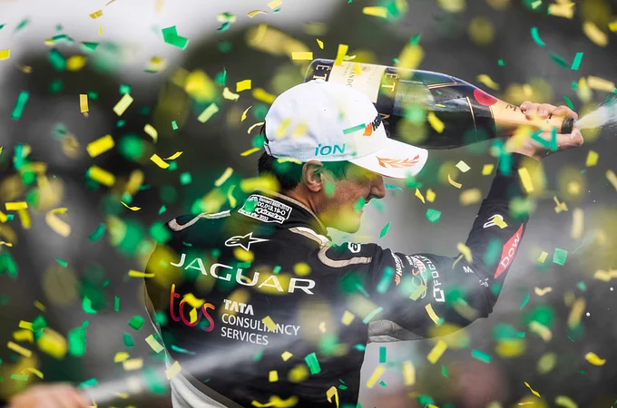 Tredobbelt succes for Jaguar – Evans vinder igen