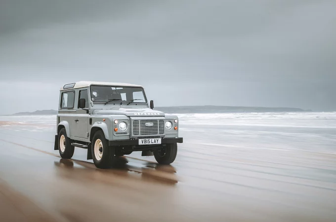 KATE MAHA: CLASSIC LAND ROVER DEFENDER WORKS V8 ISLAY EDITION