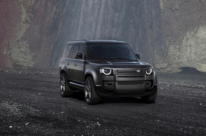 LAND ROVER PREZENTĒ JAUNAS DEFENDER VERSIJAS