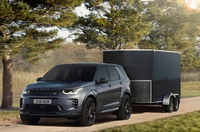 LAND ROVER PREZENTĒ JAUNO DISCOVERY SPORT