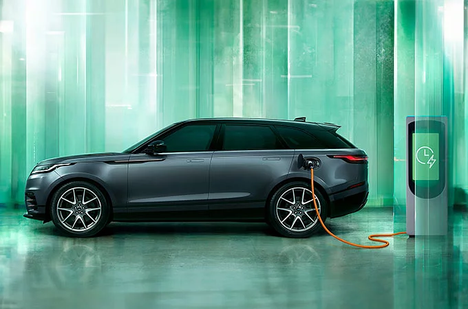 Going Electric | Land Rover | Land Rover Ireland