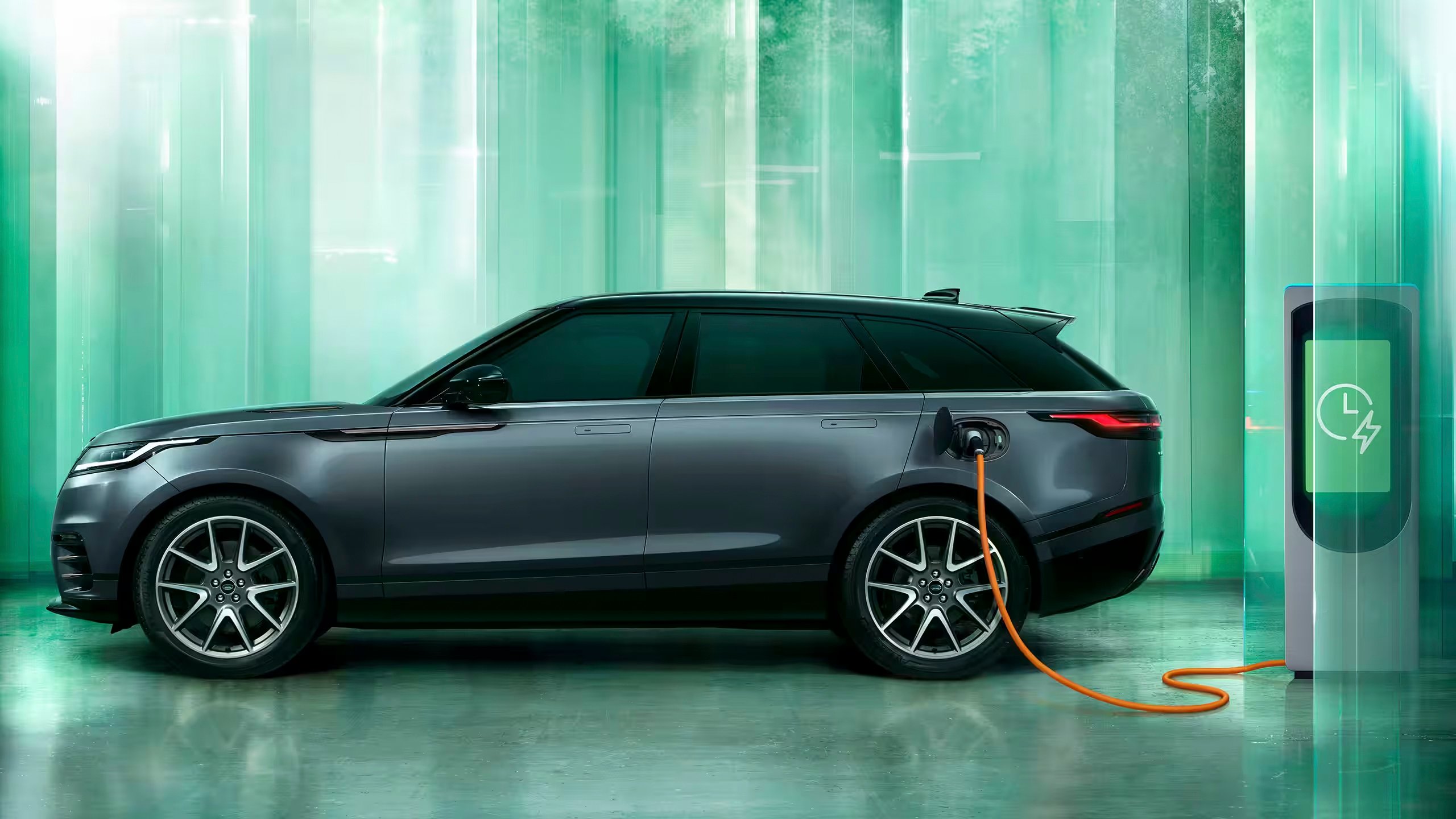 RANGE ROVER VELAR ELECTRIC HYBRID