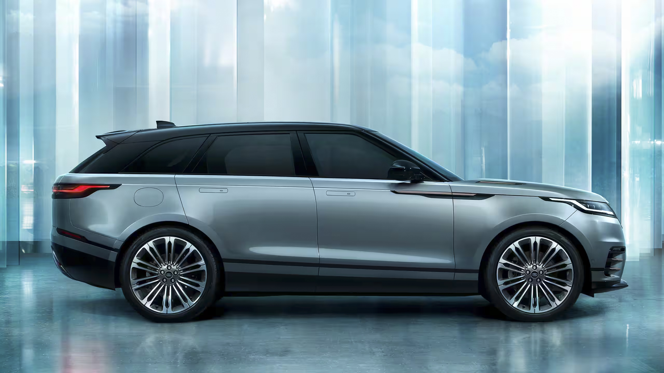 RANGE ROVER VELAR MILD HIBRID
