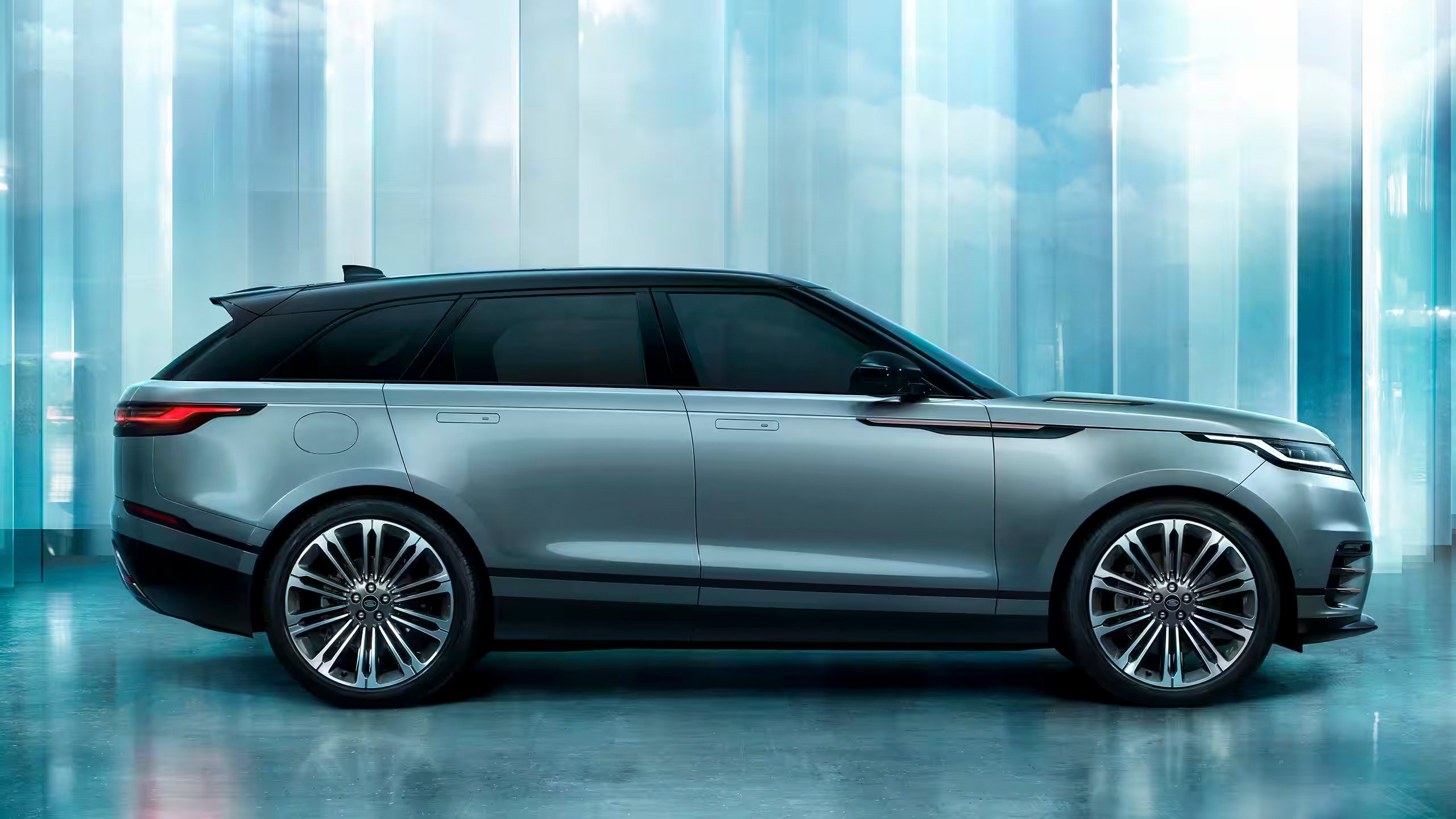 NÝR RANGE ROVER VELAR MHEV​
