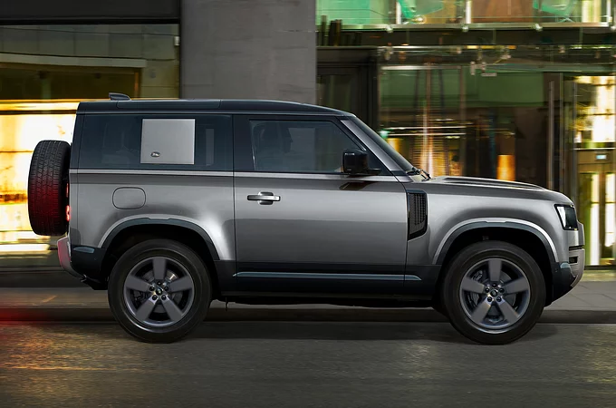 DEFENDER 90 OVERVIEW